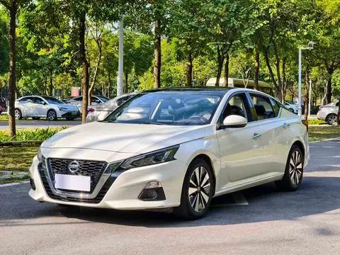 Nissan Teana 2021 — фото 1