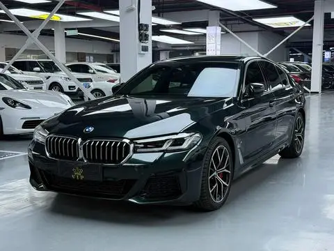 BMW 5 Series 2021 — фото 1