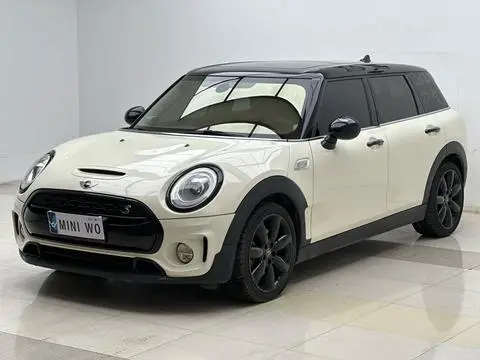 MINI CLUBMAN 2016