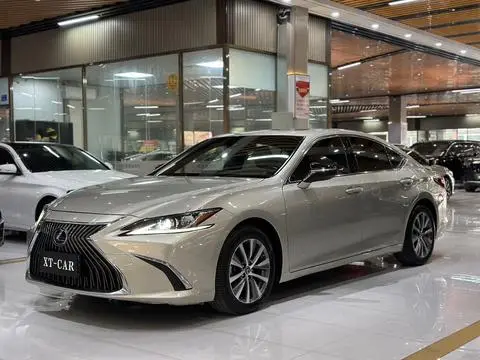 Lexus ES 2018
