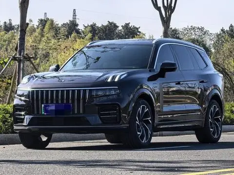 Lynk & Co 09 EM-P 2021