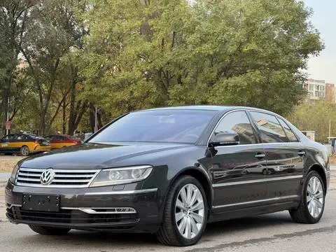 Volkswagen 辉腾 2012