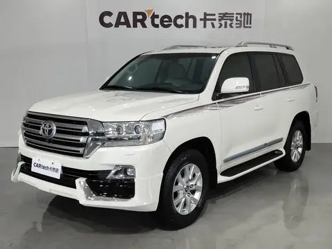 Toyota 兰德酷路泽 2019 — фото 1
