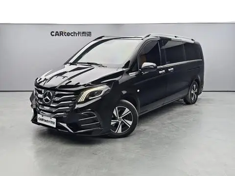 Mercedes-Benz 威霆 2018