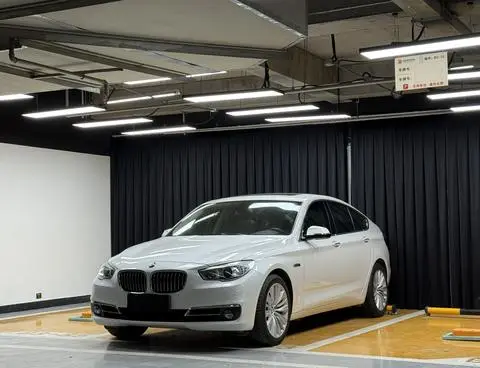 BMW 5 Series GT 2015