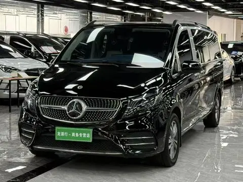 Mercedes-Benz 威霆 2021 — фото 1