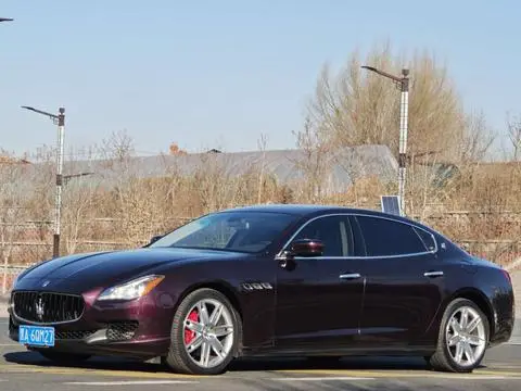 Maserati Quattroporte 2013