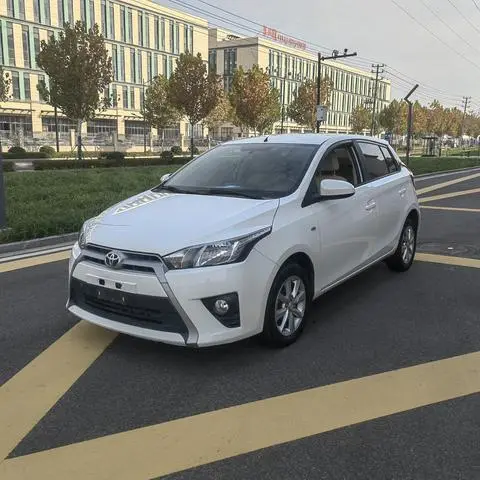 Toyota YARIS L 2014