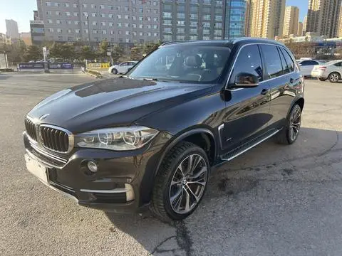 BMW X5 2018 — фото 1