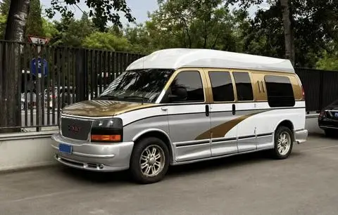 GMC SAVANA 2010