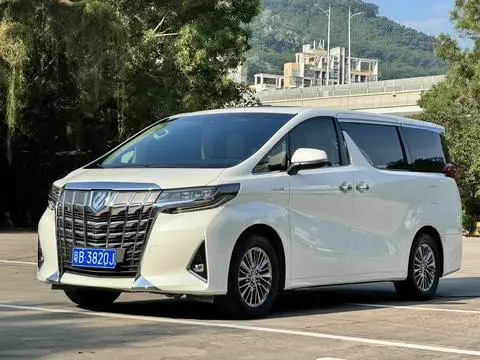 Toyota 埃尔法 2019 — фото 1