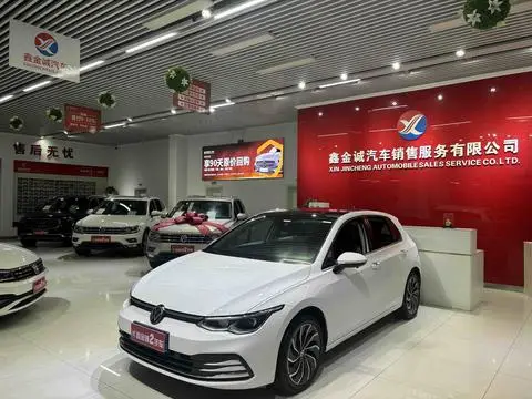 Volkswagen Golf 2021