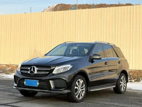 Mercedes-Benz GLE 2016 — фото 1