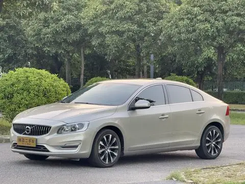 Volvo S60 2019