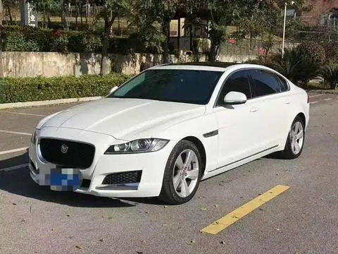 Jaguar XFL 2018