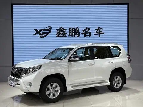 Toyota Prado 2017 — фото 1