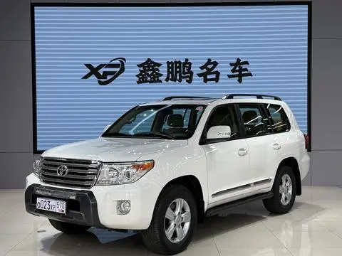 Toyota 兰德酷路泽 2016