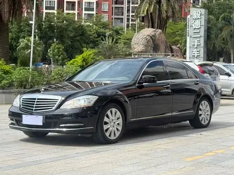 Mercedes-Benz S-Class 2010 — фото 1