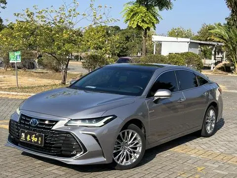 Toyota 亚洲龙 2022