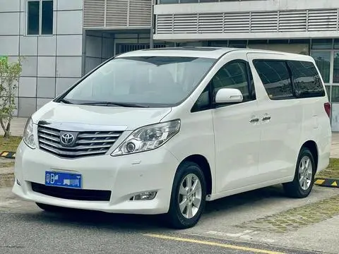 Toyota 埃尔法 2011