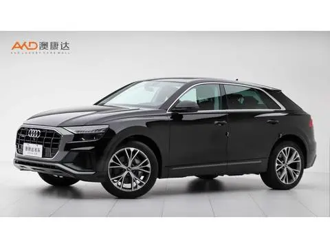 Audi Q8 2022