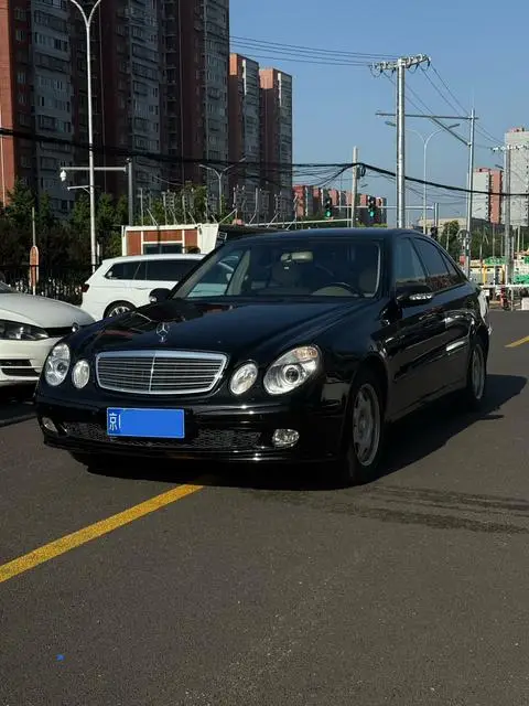 Mercedes-Benz E-Class 2003