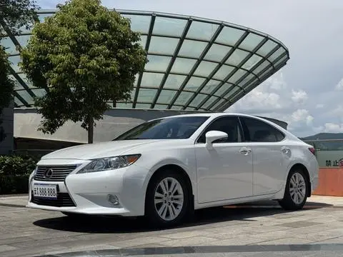 Lexus ES 2013