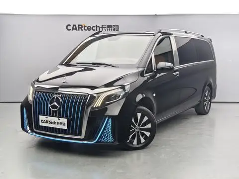 Mercedes-Benz 威霆 2023