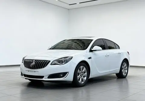 Buick Regal 2015 — фото 1