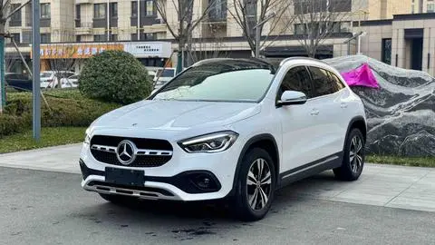 Mercedes-Benz GLA 2020