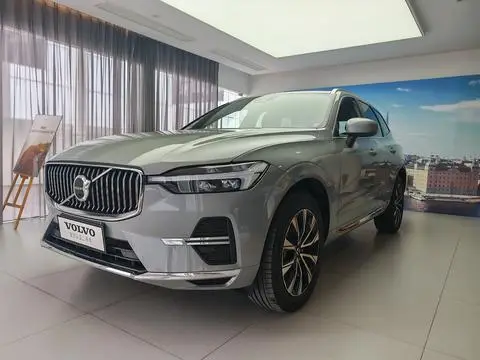 Volvo XC60 2025