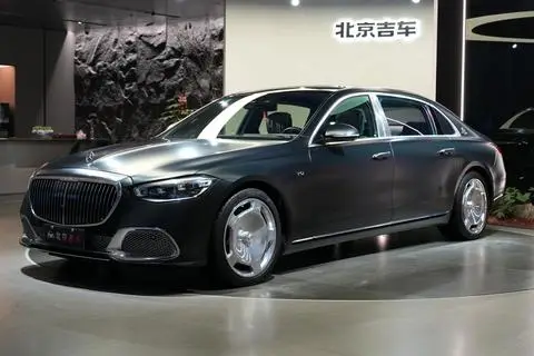 Mercedes-Benz 迈巴赫S-Class 2022 — фото 1