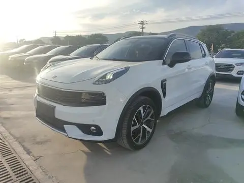 Lynk & Co 01 2017