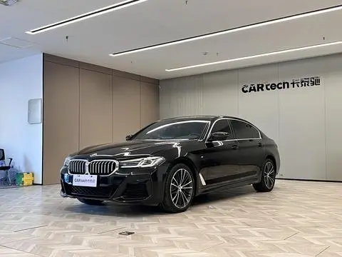 BMW 5 Series 2021