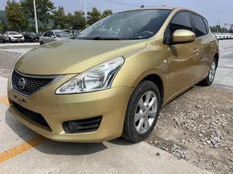 Nissan 骐达TIIDA 2011