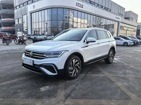 Volkswagen Tiguan L 2023