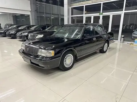 Toyota Crown 1993 — фото 1