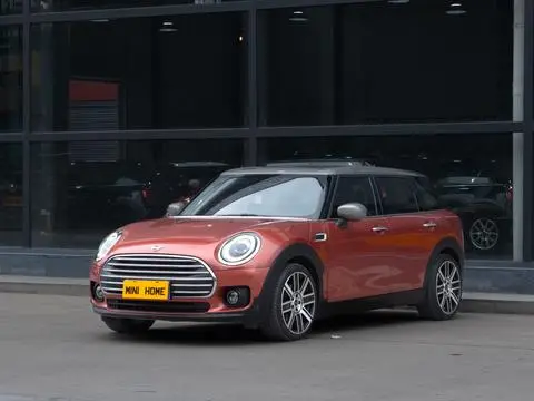 MINI CLUBMAN 2019