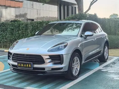 Porsche Macan 2021