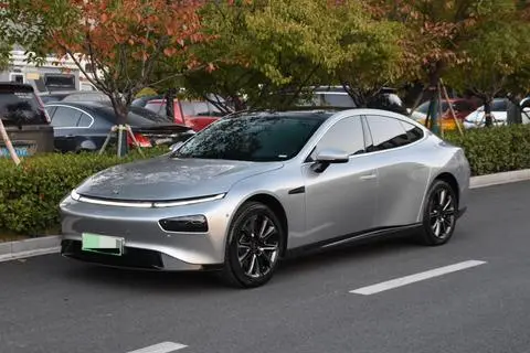 XPeng 小鹏P7 2020