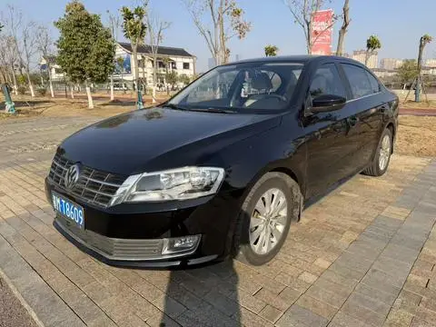 Volkswagen Lavida 2013