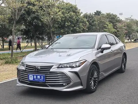 Toyota 亚洲龙 2022