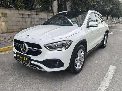 Mercedes-Benz GLA 2020