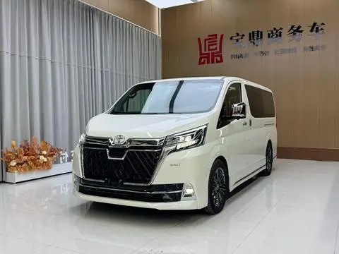 Toyota Granvia(海外) 2023