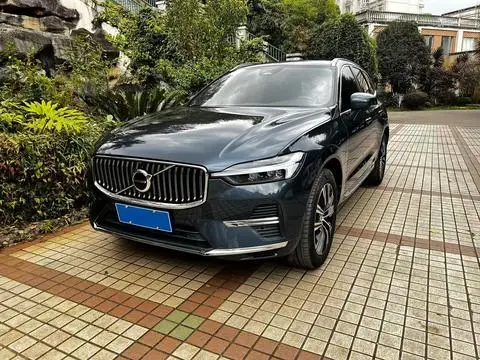 Volvo XC60 2022