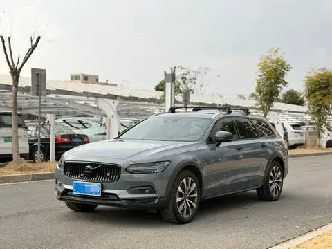 Volvo V90 2021