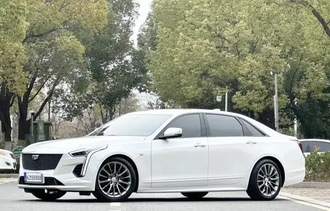 Cadillac CT6 2022