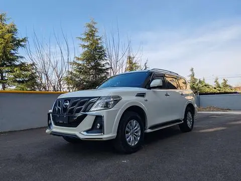 Nissan 途乐 2018 — фото 1