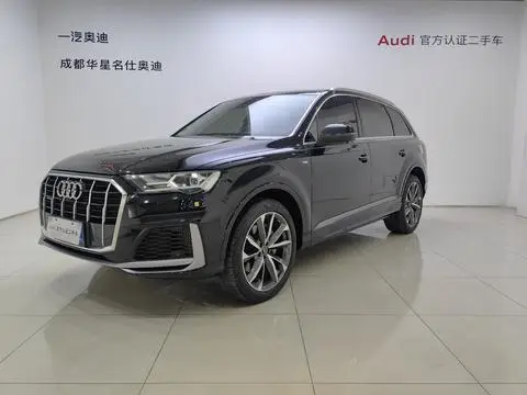 Audi Q7 2022 — фото 1
