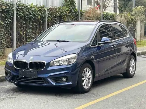 BMW 2 Series 旅行车 2016
